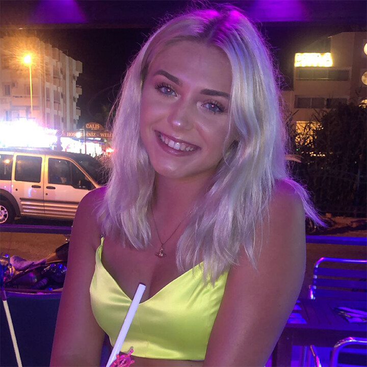 Hannah - Website Assistant & Stylist