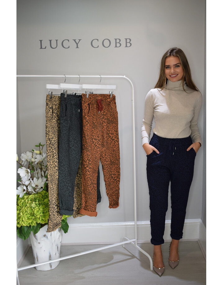 Lucy Cobb Magic Joggers - Leopard - Navy