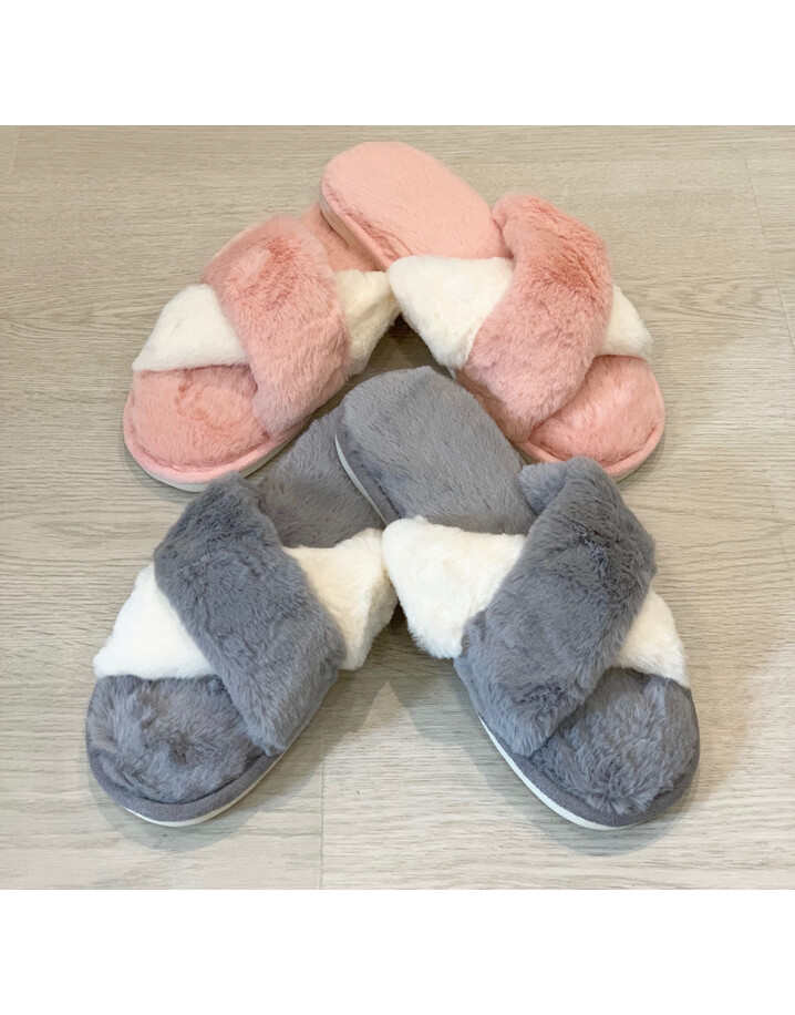 Lucy Cobb Crossover Slippers - Baby Pink