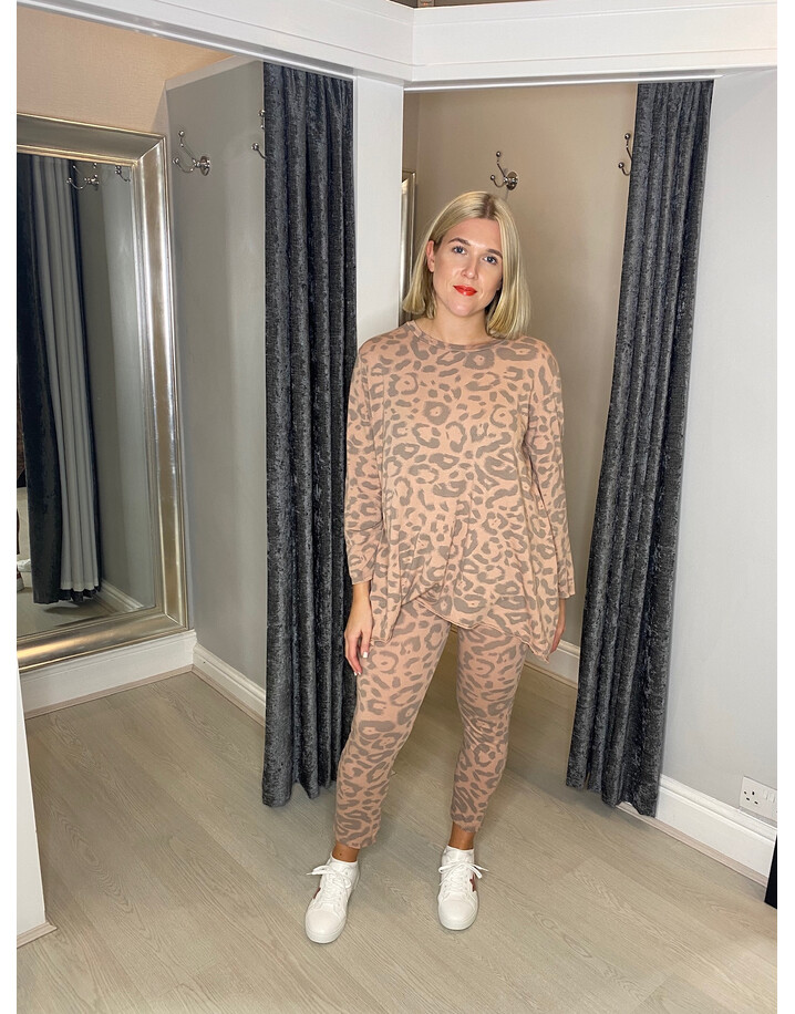 Lucy Cobb Leopard Loungewear Set - Dusky Pink