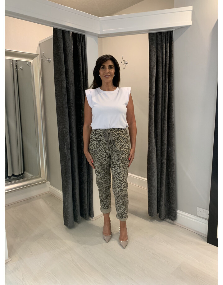 Lucy Cobb Curve Leopard Magic Joggers Curve - Taupe