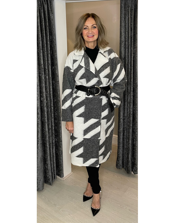 Lucy Cobb Alexa Aztec Wool Coat - Grey & White 