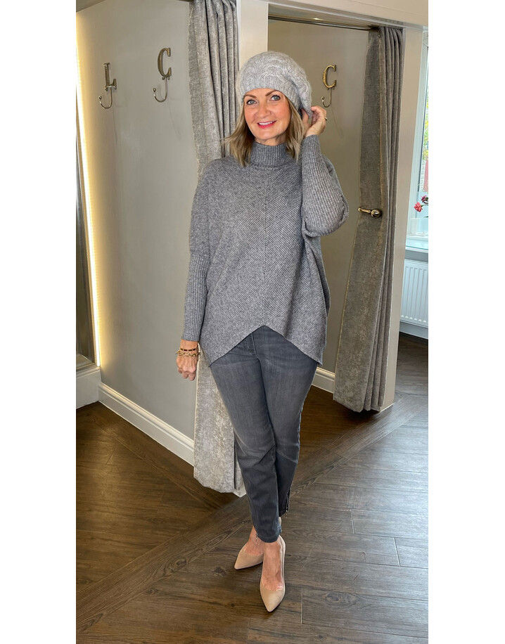 Park Lane Cable Knit Beret - Light Grey