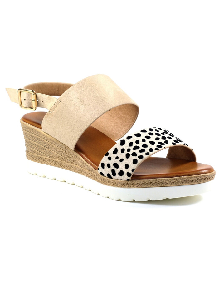 Lunar Shoes Rise Wedge Sandal - Beige