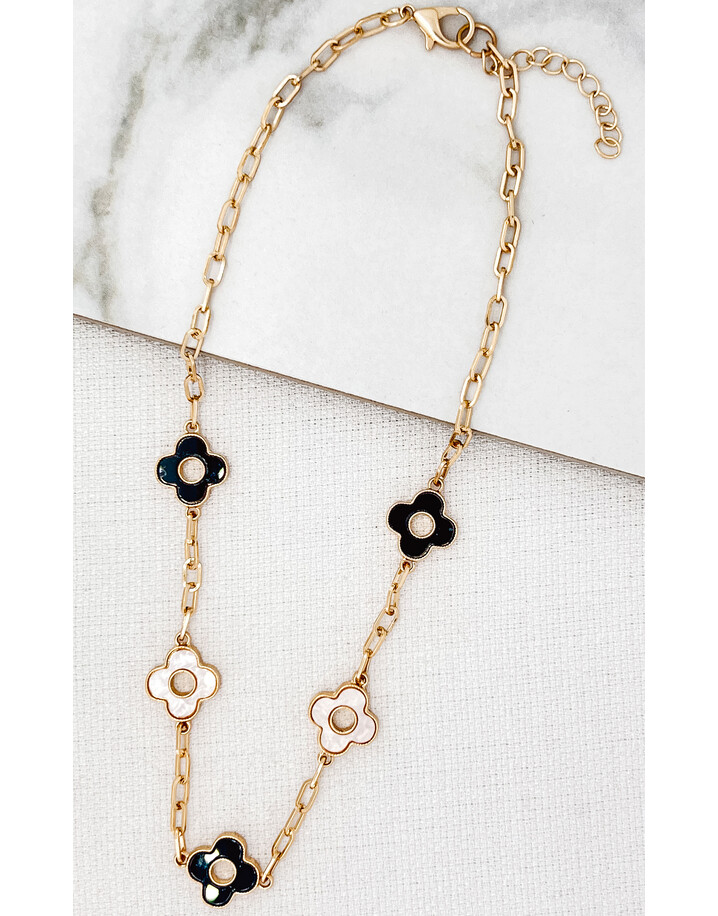 Envy Cut Out Clover Short Necklace - Black & White