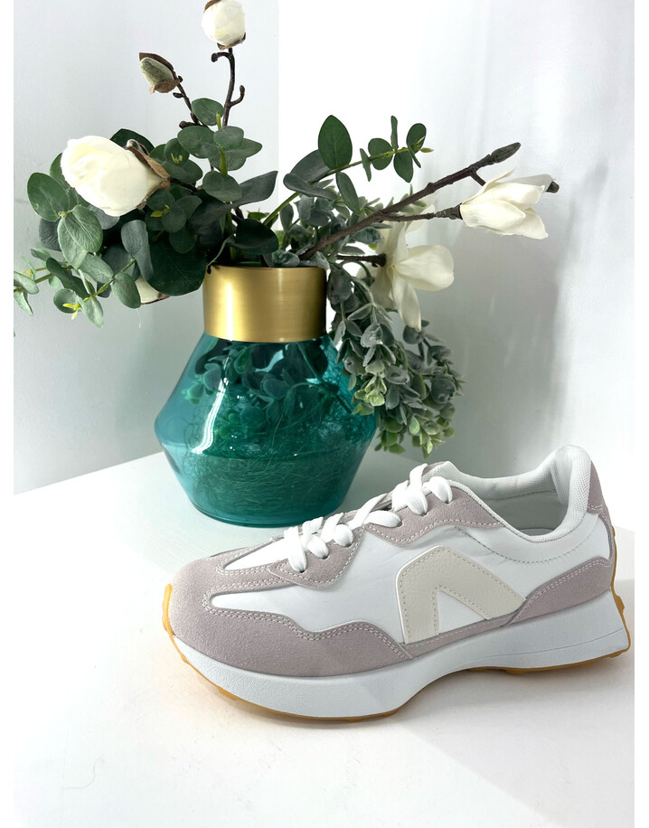 Lucy Cobb Nora Trainers - Beige Mix