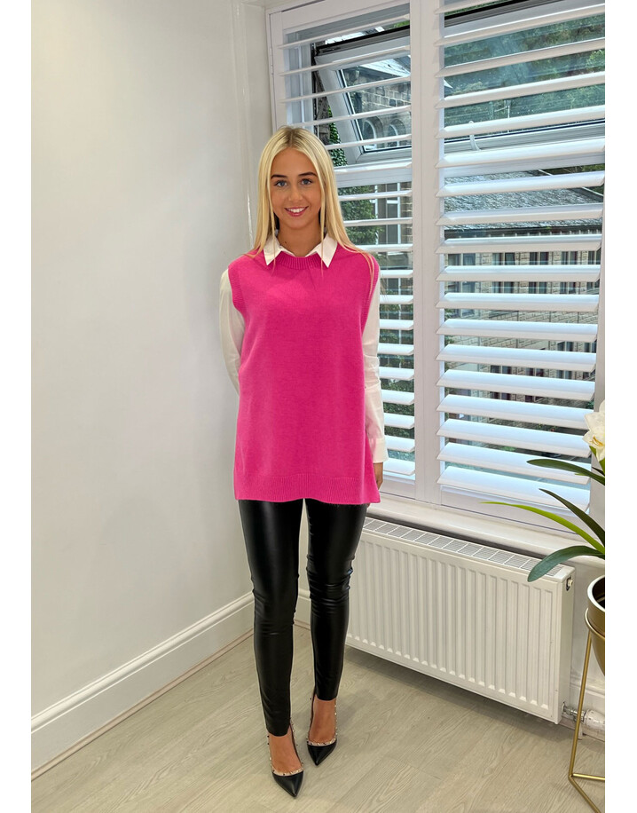Lucy Cobb Toronto Knitted Vest - Magenta