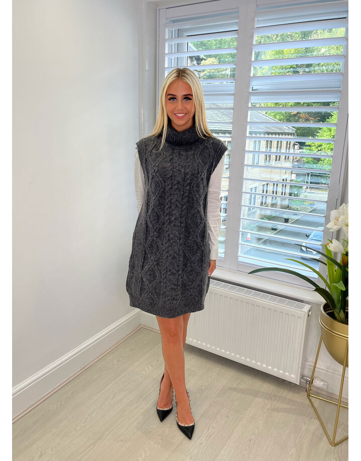 Lucy Cobb Copenhagen Cable Knit Tunic - Dark Grey