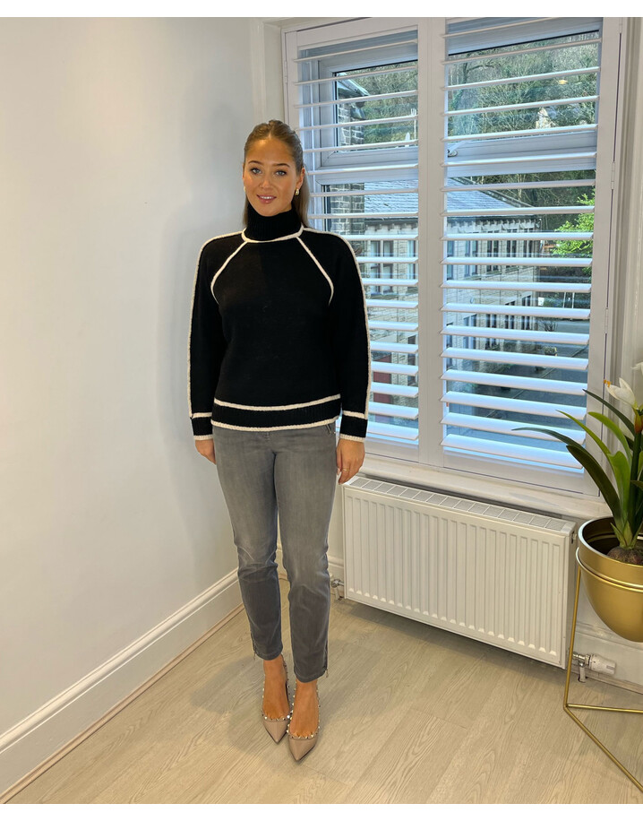 Lucy Cobb April Contrast Jumper - Black