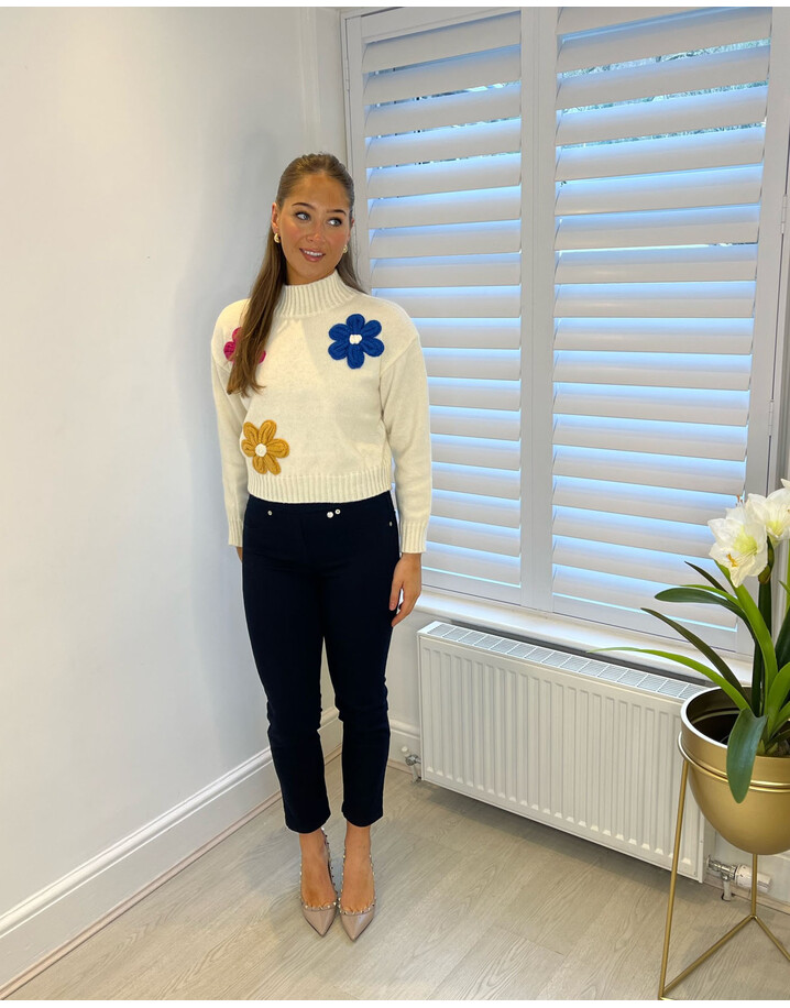 Lucy Cobb Blossom Cropped Jumper - Ivory