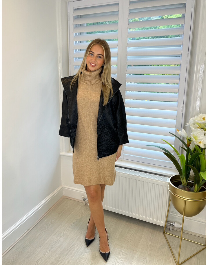 Malissa J Tess Textured Short Jacket - Black