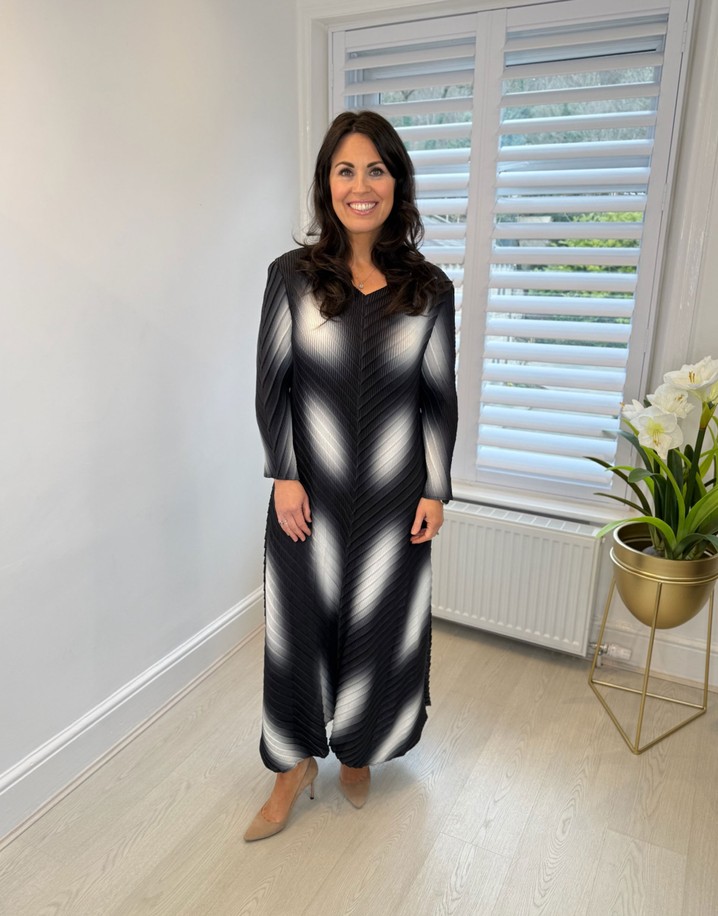 Malissa J Pippa Plissé Two Tone Dress - Black