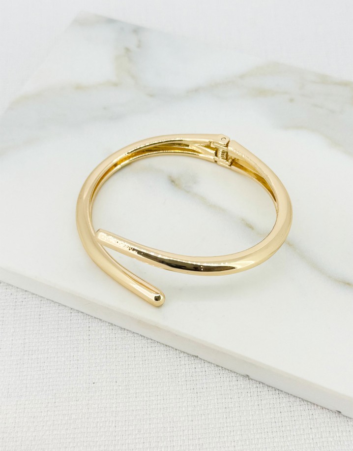 Envy Open Bangle  - Gold