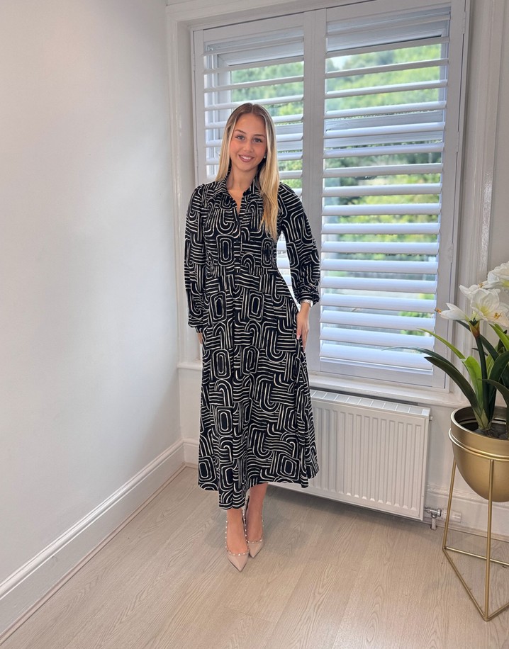 Lucy Cobb Geo Print Stretch Midi Dress  - Black