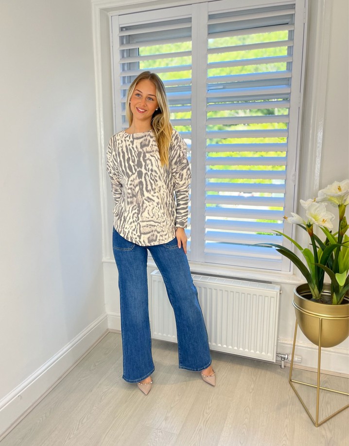 Lucy Cobb Avia Animal Print Jumper  - Stone Mix