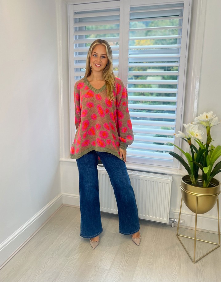 Lucy Cobb Neon Leopard Jumper - Khaki
