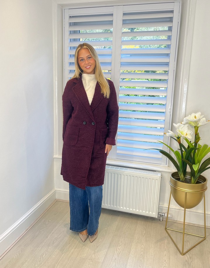 Lucy Cobb Beckie Boucle Coat in Wine