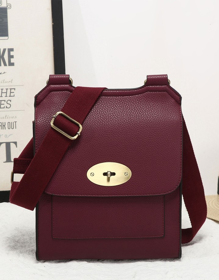 Lucy Cobb Crossbody Bag (Large) - Berry