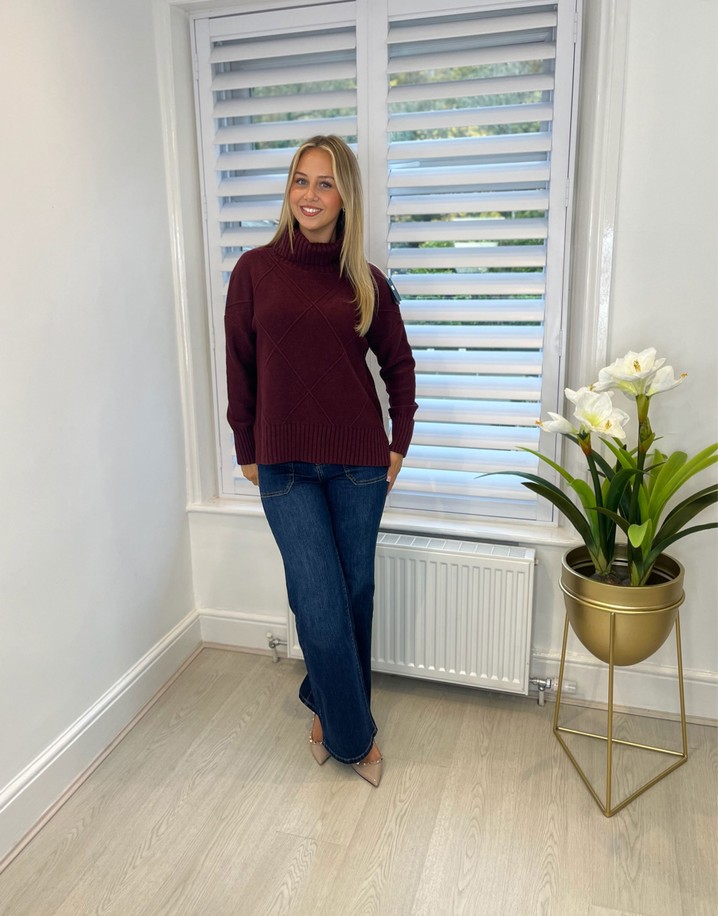 Lucy Cobb Diana Diamond Knit Jumper  in Berry