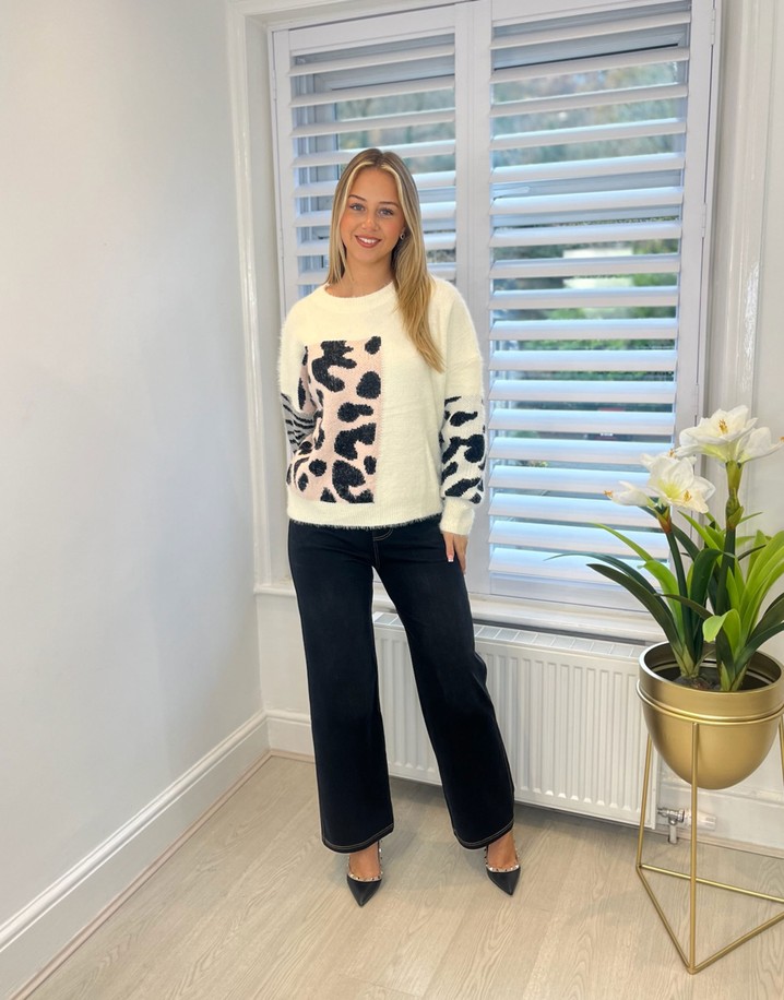 Lucy Cobb Ava Animal Print Jumper - Ivory