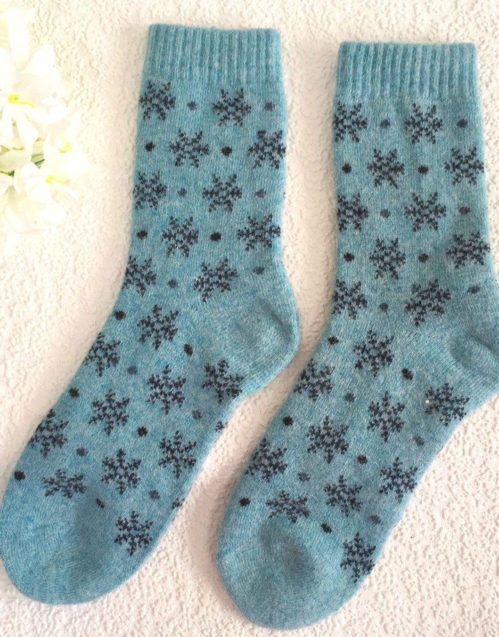 Lucy Cobb Wool Blend Socks  in Blue Snowflake